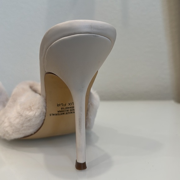 Fur Heels - Picture 5 of 8